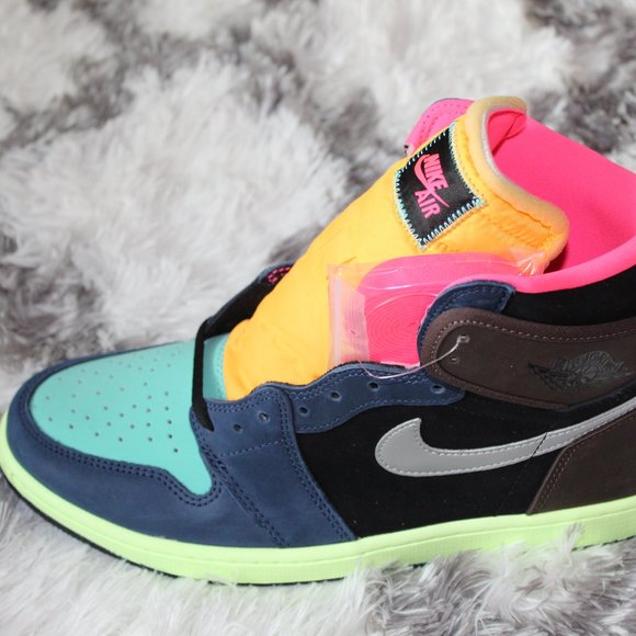 Jordan Retro 1 "Tokyo Hack" Dead Stock Size 12 - Picture 4 of 7